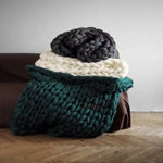 Hand-knitted chunky merino wool blanket - Vignette | Couvertures Cosy