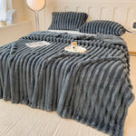 Thick striped blanket - Vignette | Couvertures Cosy