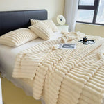 Thick striped blanket - Vignette | Couvertures Cosy