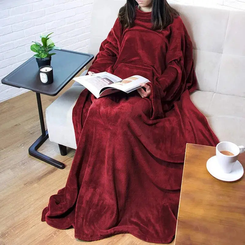 Couverture à capuche avec manche rouge